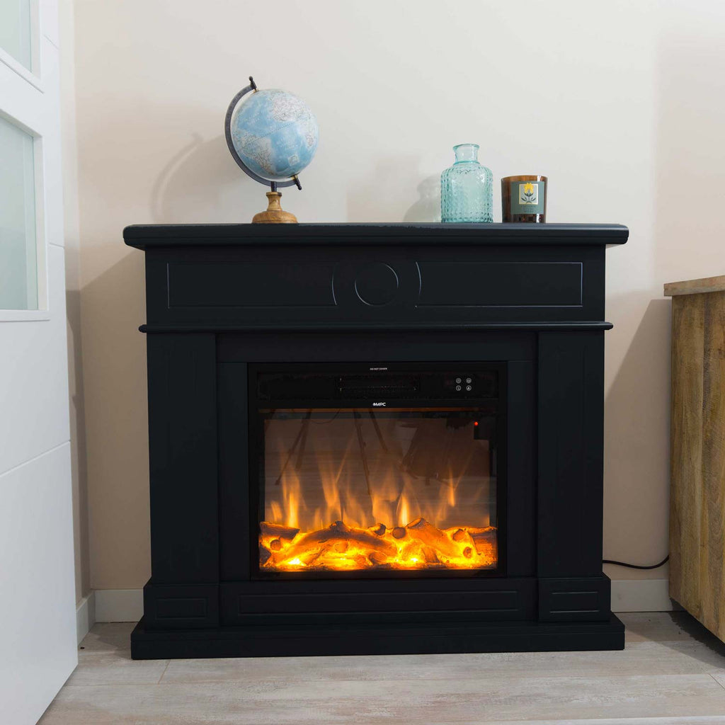 Caminetto Elettrico Nero Elegante Con Effetto Fiamma Realist